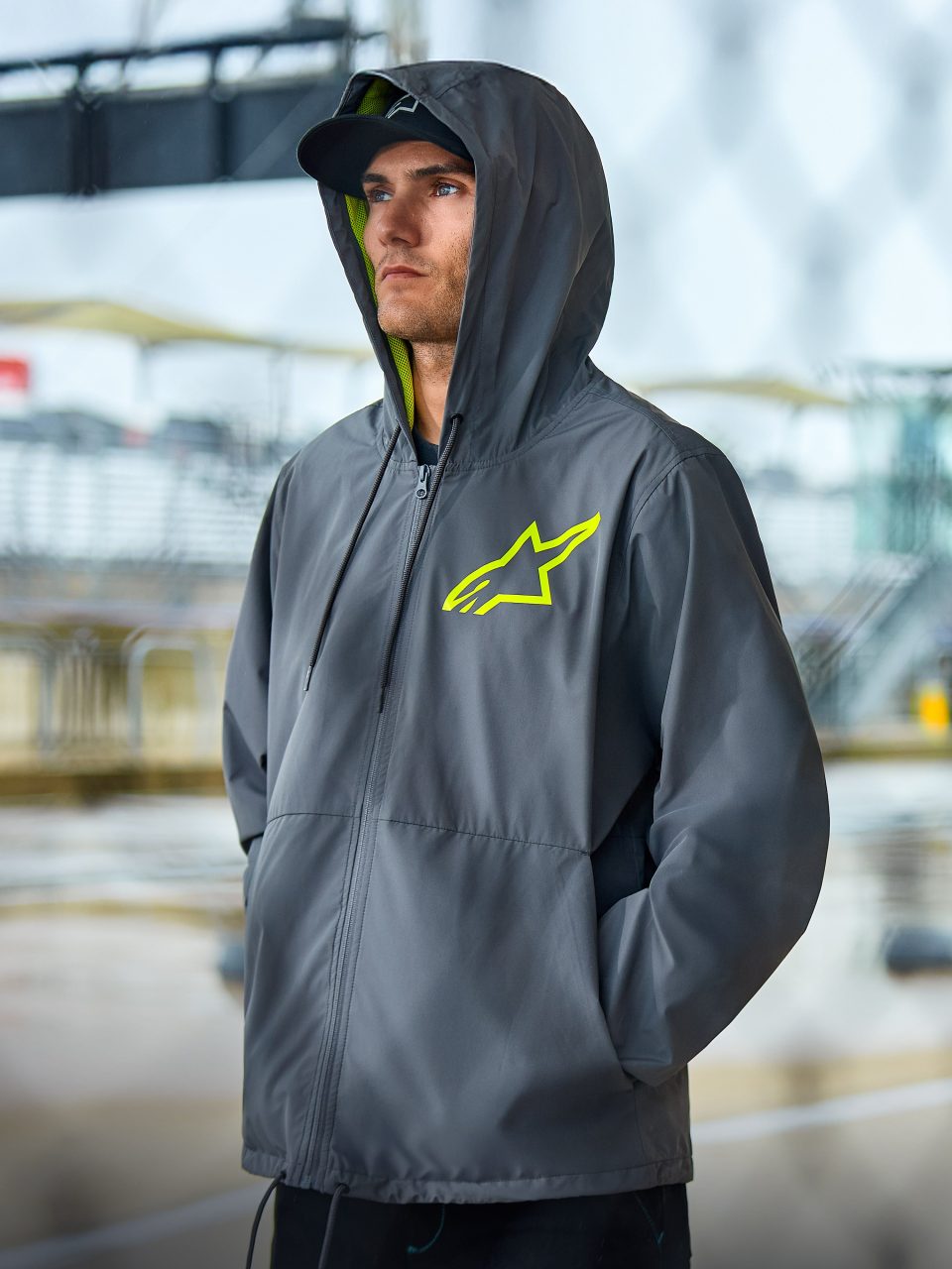 Speeder Chromium Windbreak Jacket