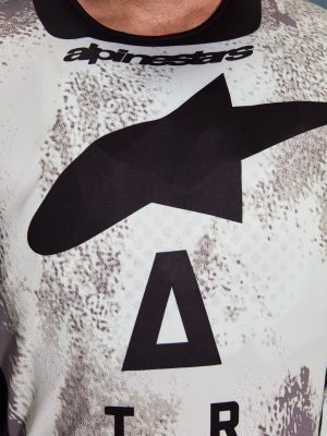 2026 Racer Lahnd Gear Set